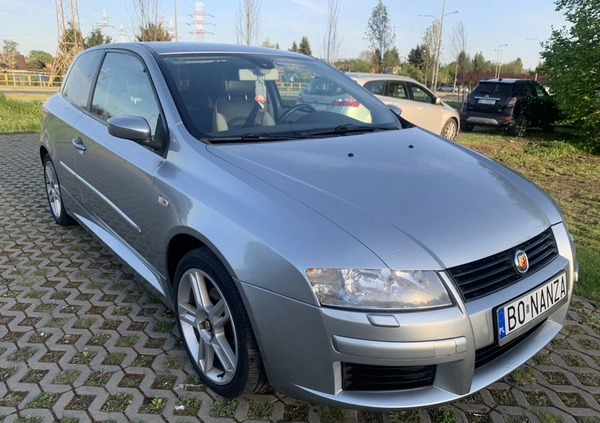 Fiat Stilo cena 10900 przebieg: 155000, rok produkcji 2004 z Białystok małe 56